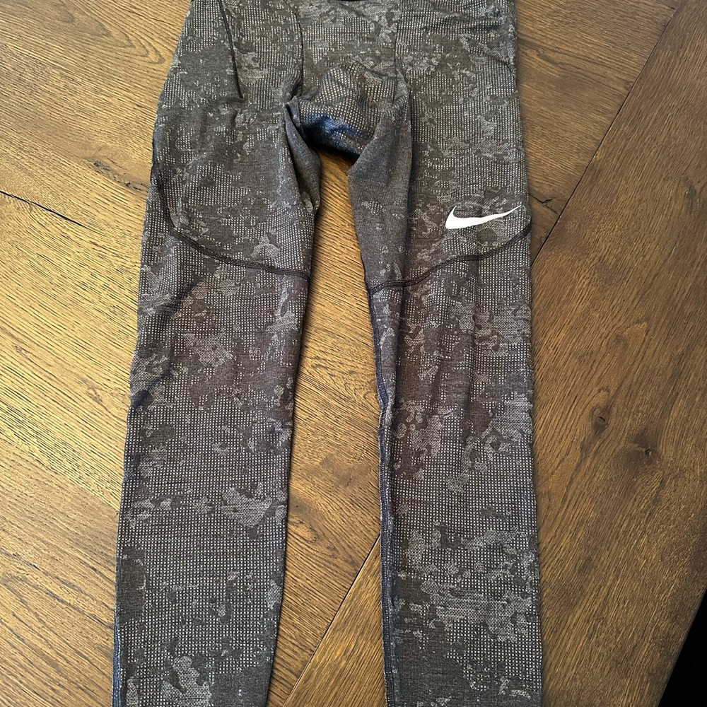 Nike Camo Patterned Thermal Leggings